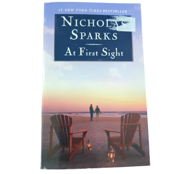 🍁2/$7🍁At First Sight by Nicholas Sparks Soft Cover Book NEW - Picture 1 of 2